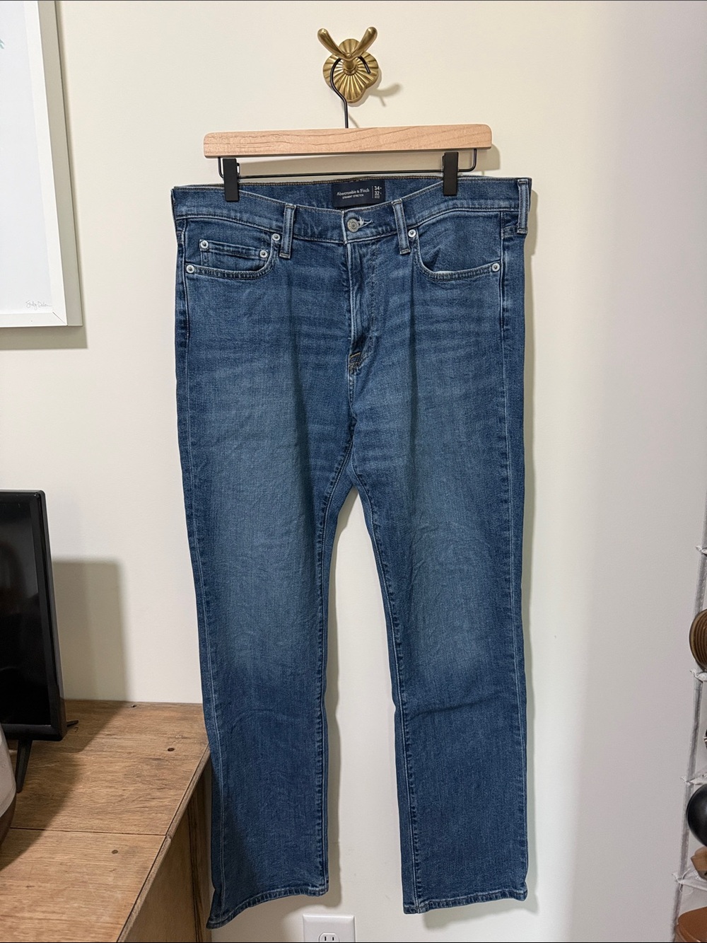 Abercrombie & Fitch Medium Blue Straight Jeans 34x32